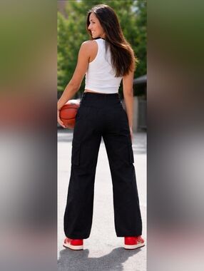 New Jordan UTILITY LIFESTYLE Women Chicago Pants Black Standard Fit FV7098-010